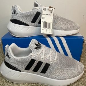 NWT Adidas Swift 22 Women's running shoes